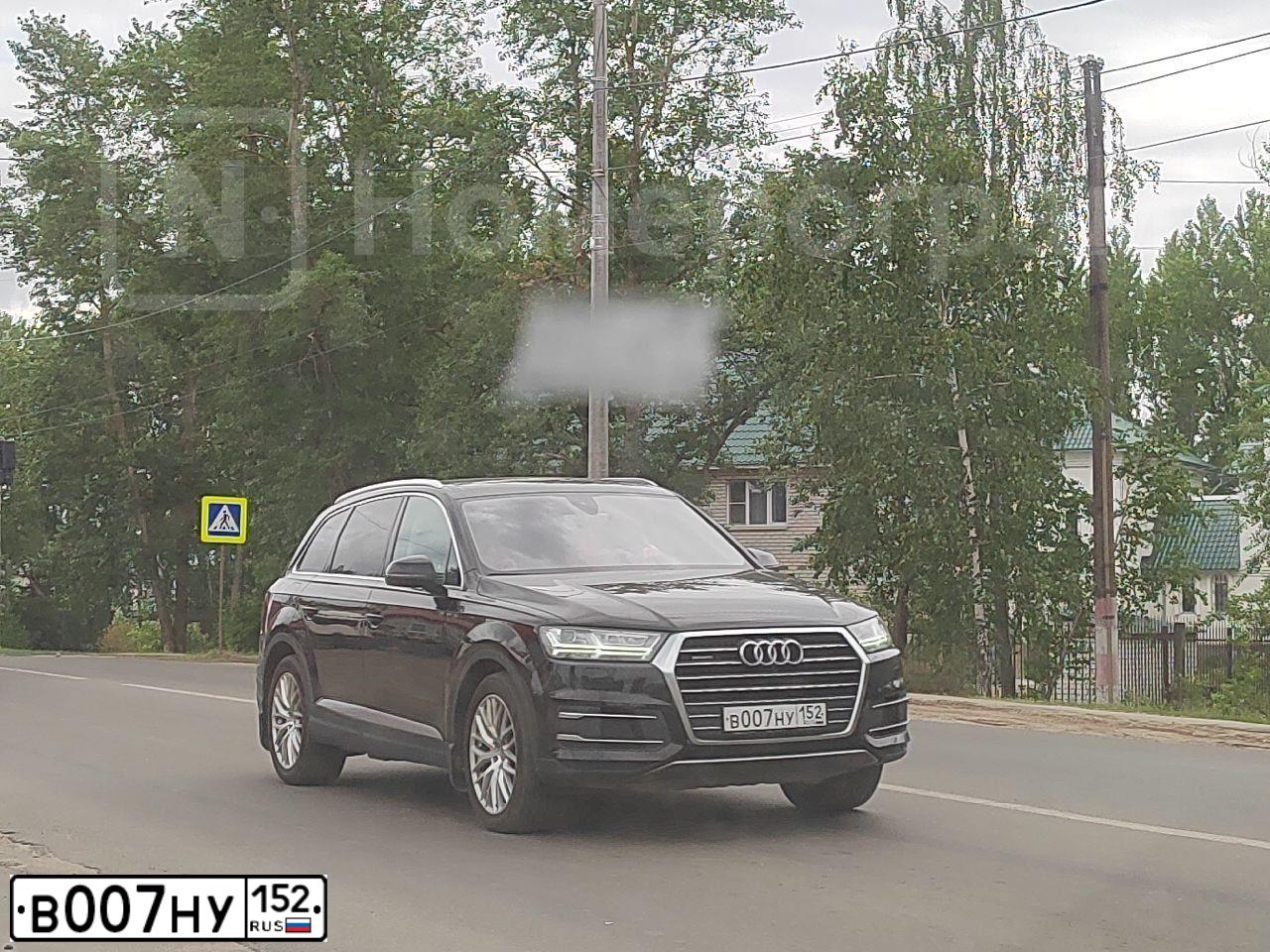 Фото автомобиля JEEP GRAND CHEROKEE, 2005 — госномер В007НУ152. Цвет: СЕРЫЙ