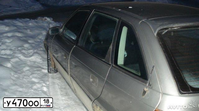 Фото автомобиля OPEL ASTRA, 1996 — госномер М742СТ33. Цвет: СЕРЫЙ