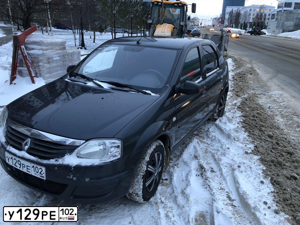 Фото автомобиля RENAULT LOGAN, 2010 — госномер С333РА102. Цвет: ТЕМНО-СЕРЫЙ