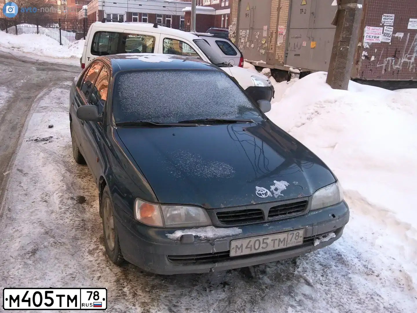 Фото автомобиля TOYOTA CARINA, 1997 — госномер М405ТМ78. Цвет: ЗЕЛЕНЫЙ