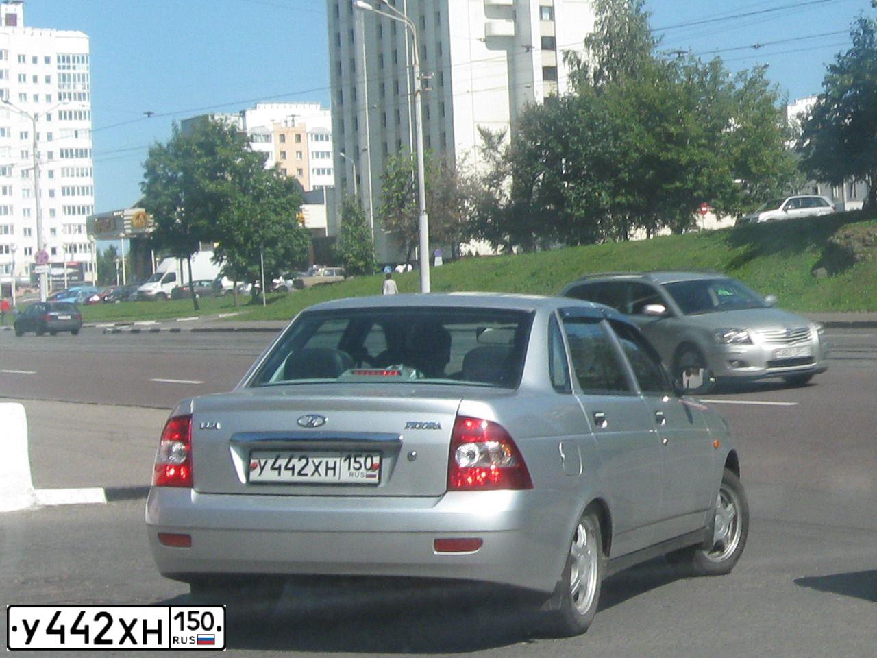 Фото автомобиля LADA PRIORA, 2008 — госномер Р438СО46. Цвет: Светло-Серебристый металлик