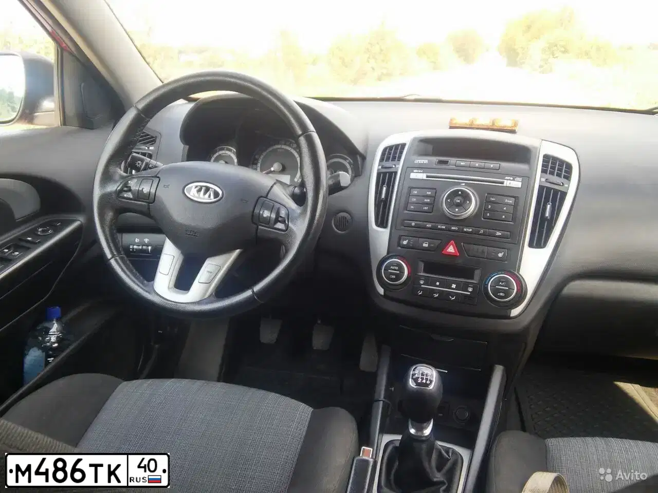Фото автомобиля KIA CEE'D, 2011 — госномер У102РХ33. Цвет: КРАСНЫЙ