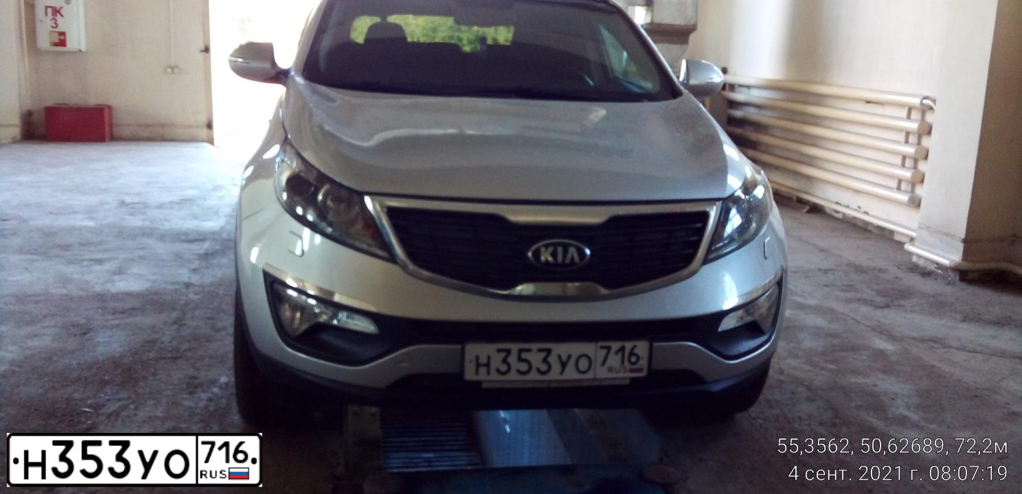 Фото автомобиля KIA SPORTAGE, 2013 — госномер Н353УО716. Цвет: ПЕРЛАМ-СЕРЕБРИСТЫЙ