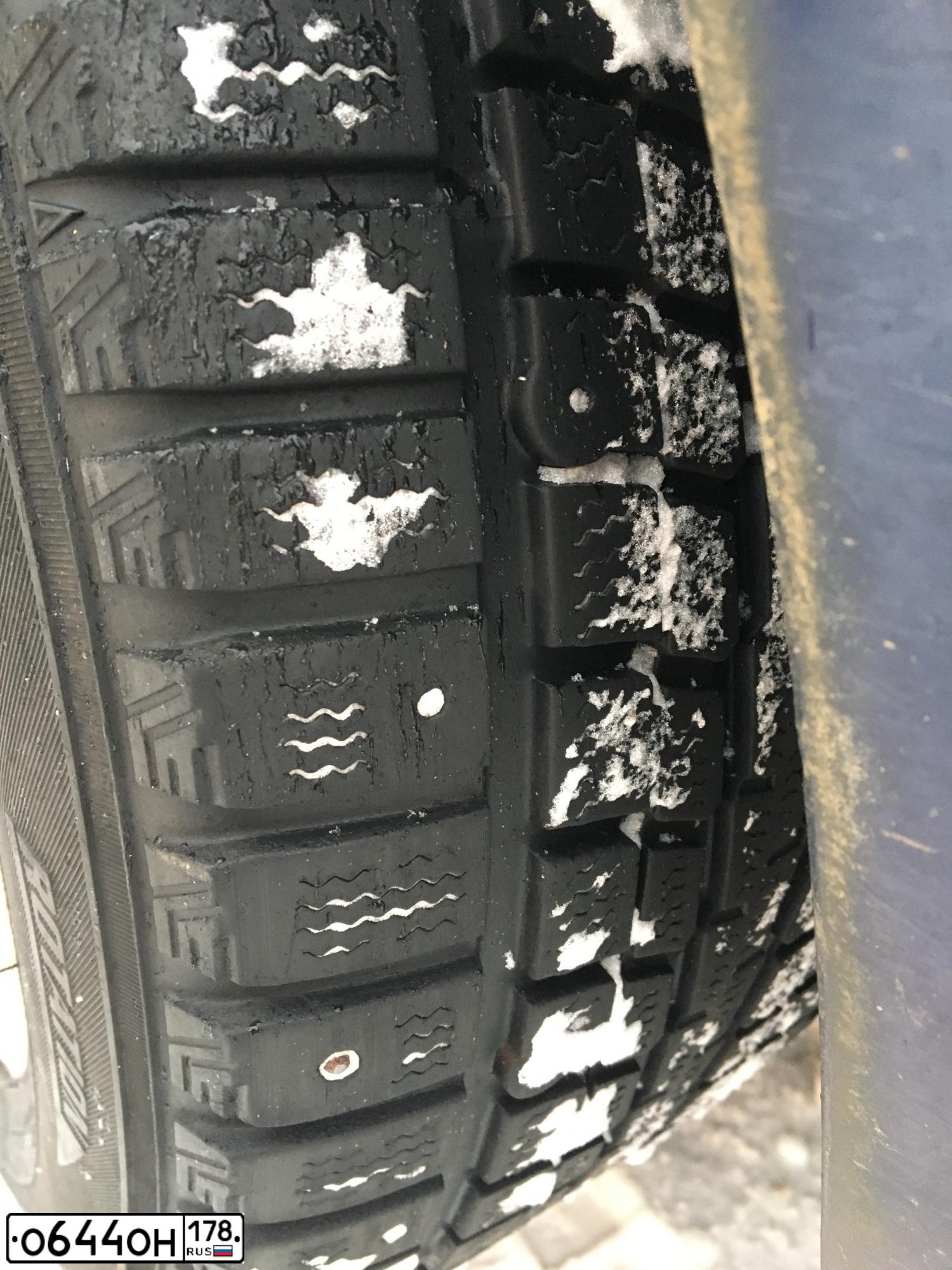 Фото автомобиля VOLKSWAGEN BORA, 1998 — госномер К922КС178. Цвет: СИНИЙ