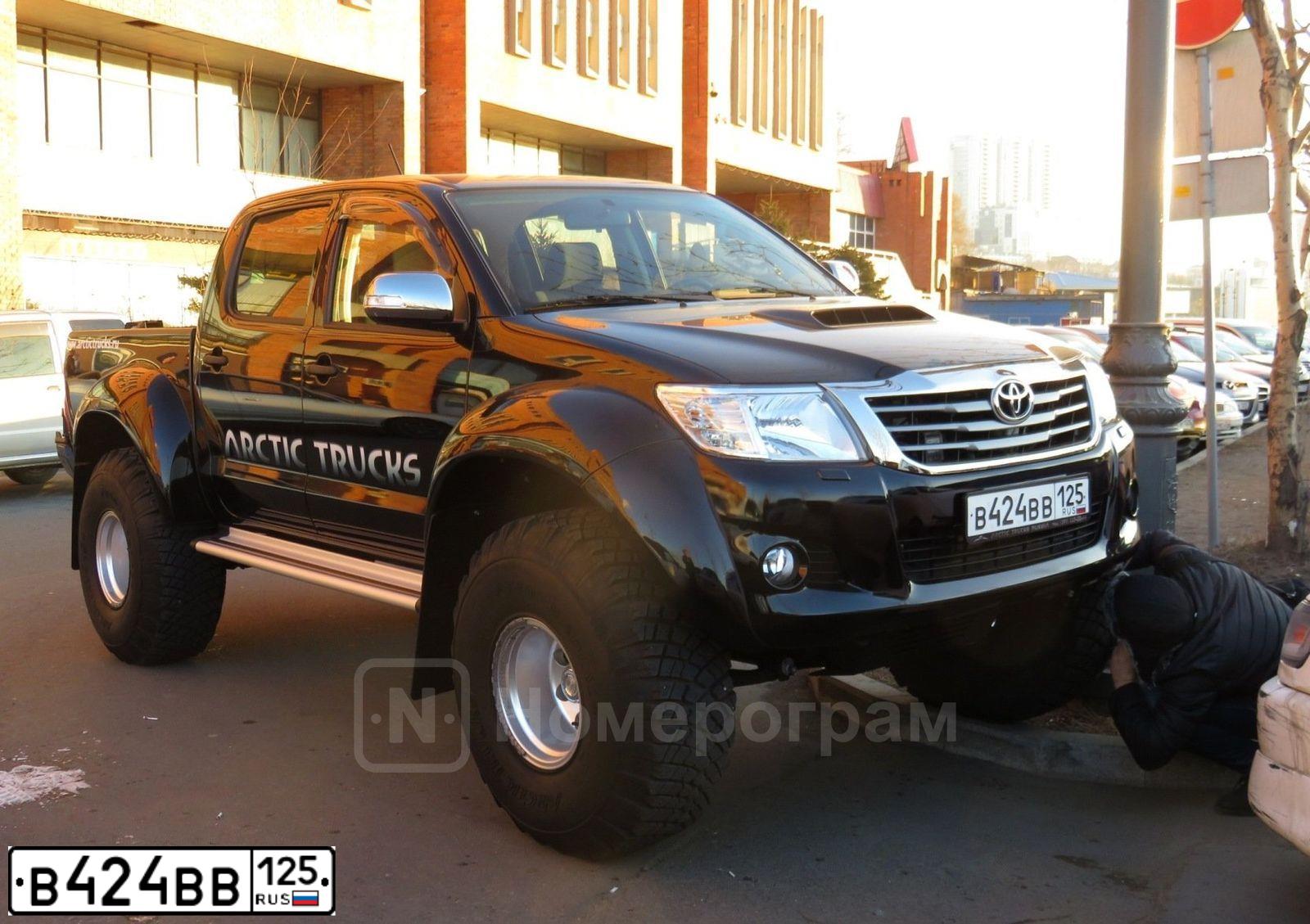 Фото автомобиля LEXUS RX, 2010 — госномер Е639ВС41. Цвет: СЕРЫЙ