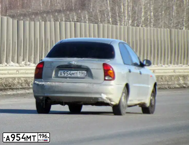Фото автомобиля ZAZ LANOS, 2007 — госномер А954МТ196. Цвет: СЕРЫЙ