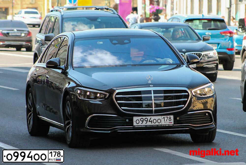 Фото автомобиля МЕРСЕДЕС-БЕНЦ S 450 4MATIC, 2017 — госномер К892СТ198. Цвет: ЧЕРНО-СЕРЫЙ