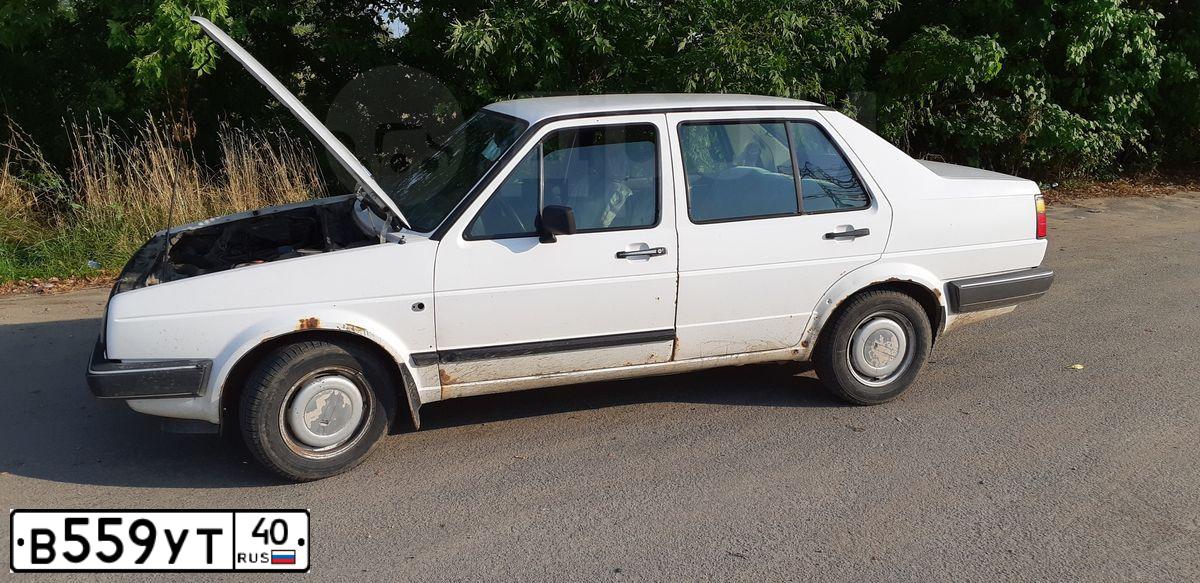 Фото автомобиля VOLKSWAGEN JETTA, 1986 — госномер В559УТ40. Цвет: БЕЛЫЙ