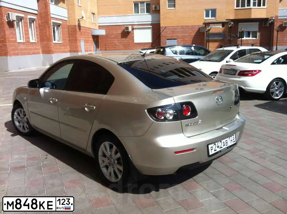 Фото автомобиля SKODA OCTAVIA, 2012 — госномер М848КЕ123. Цвет: Белый