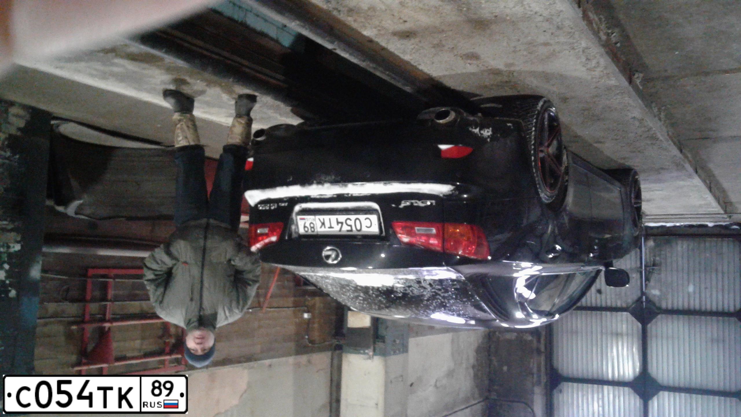 Фото автомобиля LEXUS IS, 2005 — госномер Х604ТТ124. Цвет: ЧЕРНЫЙ