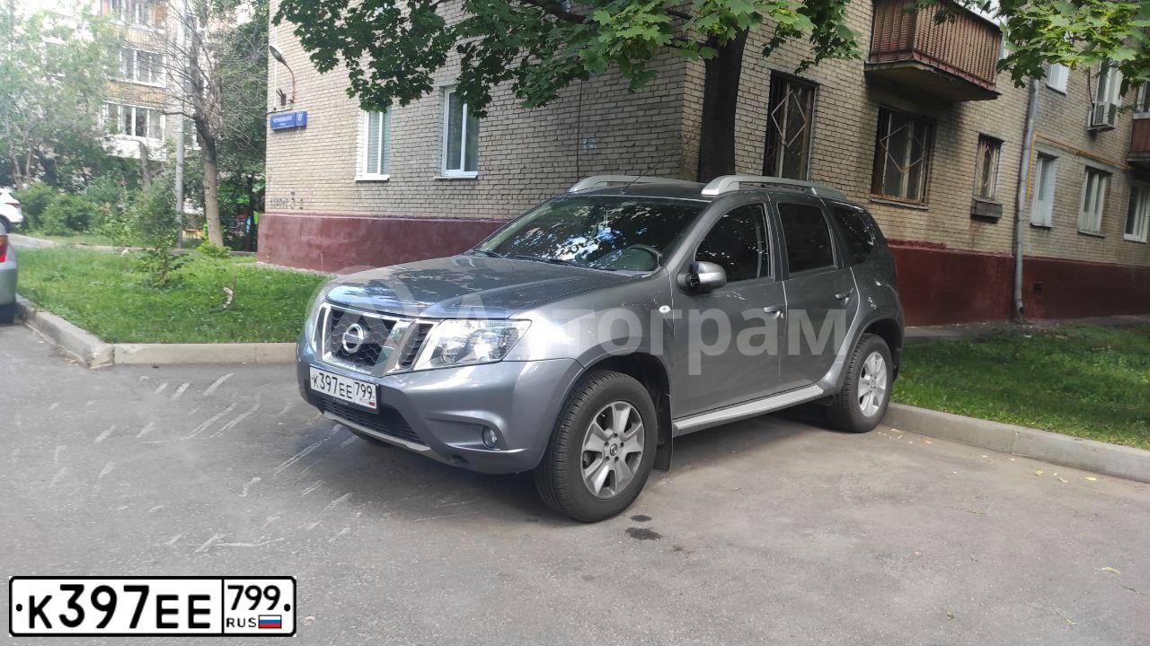 Фото автомобиля NISSAN TERRANO, 2019 — госномер К397ЕЕ799. Цвет: СЕРЫЙ