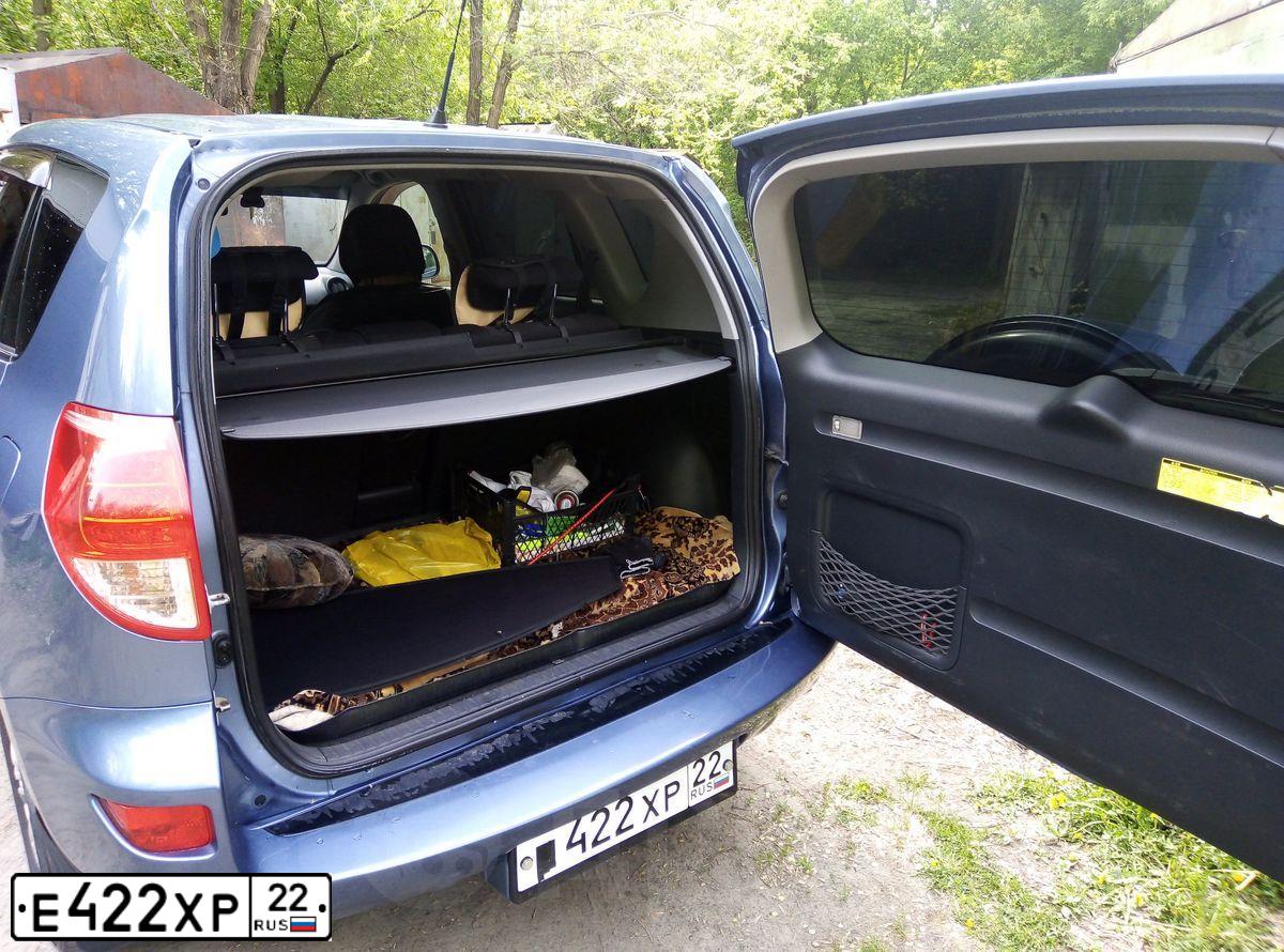 Фото автомобиля TOYOTA RAV4, 2006 — госномер Е422ХР22. Цвет: Серо-Синий
