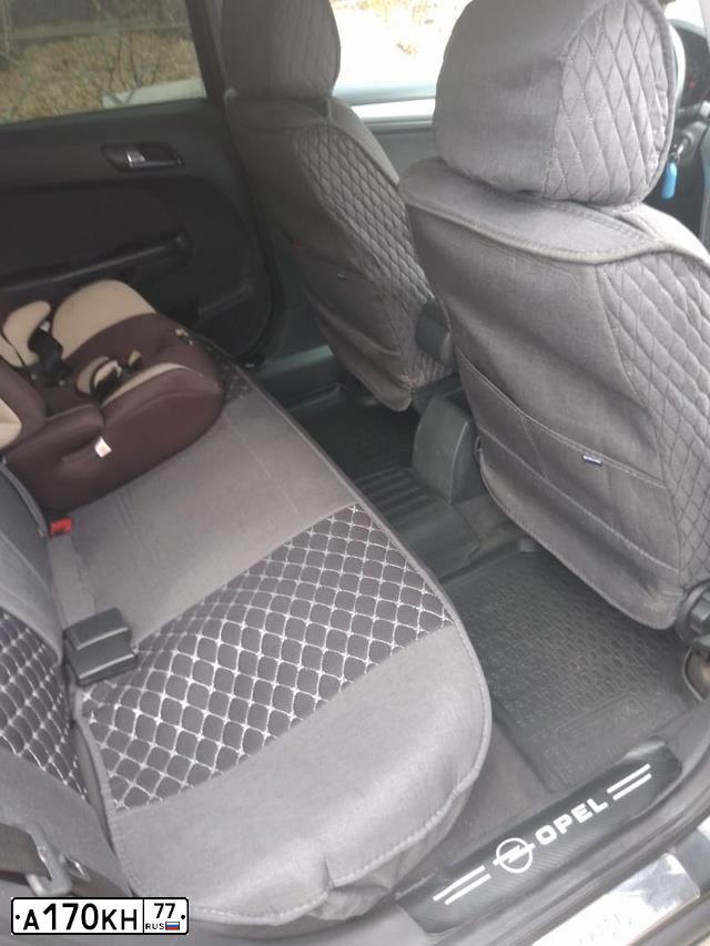Фото автомобиля VOLKSWAGEN TIGUAN, 2012 — госномер Х106ВВ799. Цвет: Белый