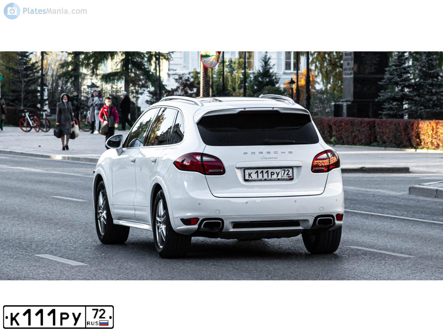 Фото автомобиля TOYOTA LANDCRUISER, 2012 — госномер Х111ЕЕ45. Цвет: ЧЕРНЫЙ