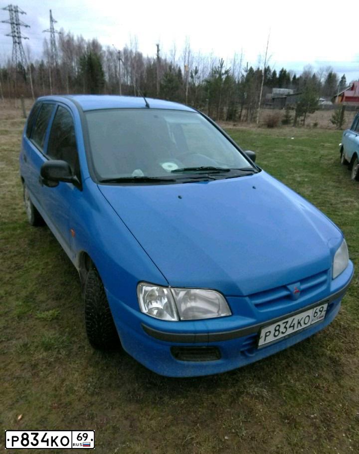 Фото автомобиля MITSUBISHI SPACE STAR, 1999 — госномер В841АТ790. Цвет: синий