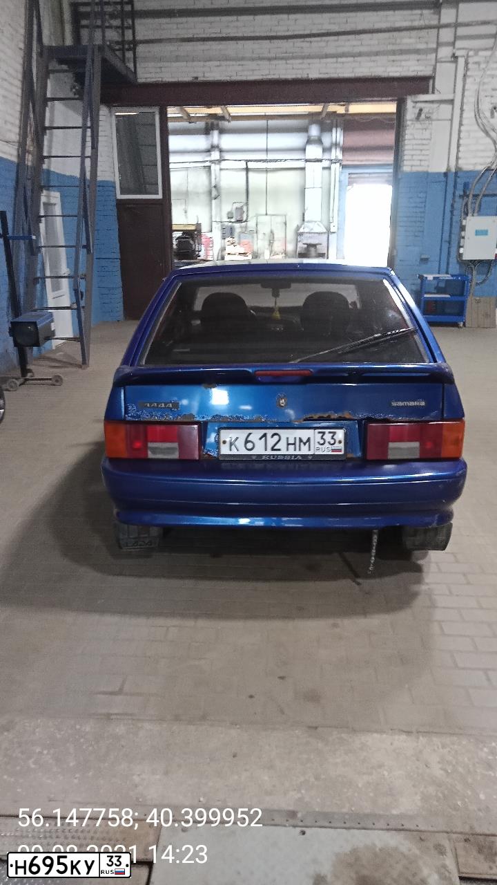 Фото автомобиля VAZ ВАЗ 21140, 2002 — госномер К612НМ33. Цвет: СЕРЕБРИСТЫЙ ЯРКО-СИНИЙ
