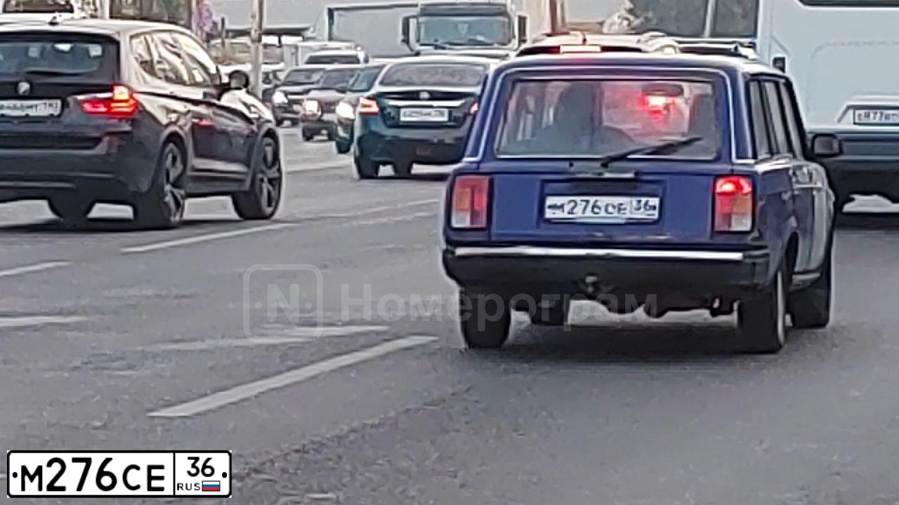 Фото автомобиля CHEVROLET NIVA, 2010 — госномер Е268ЕА550