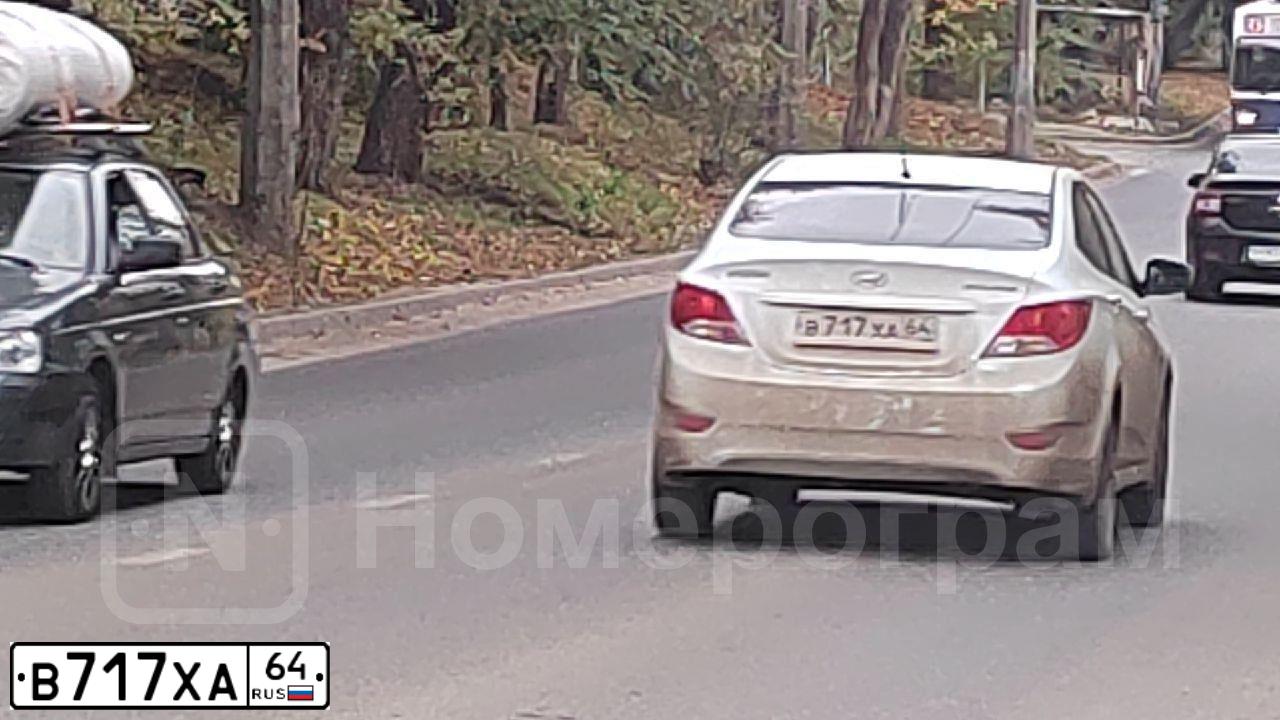 Фото автомобиля LADA 2113 SAMARA, 2009 — госномер О077ЕН64. Цвет: ГРАФИТОВЫЙ МЕТАЛЛИК