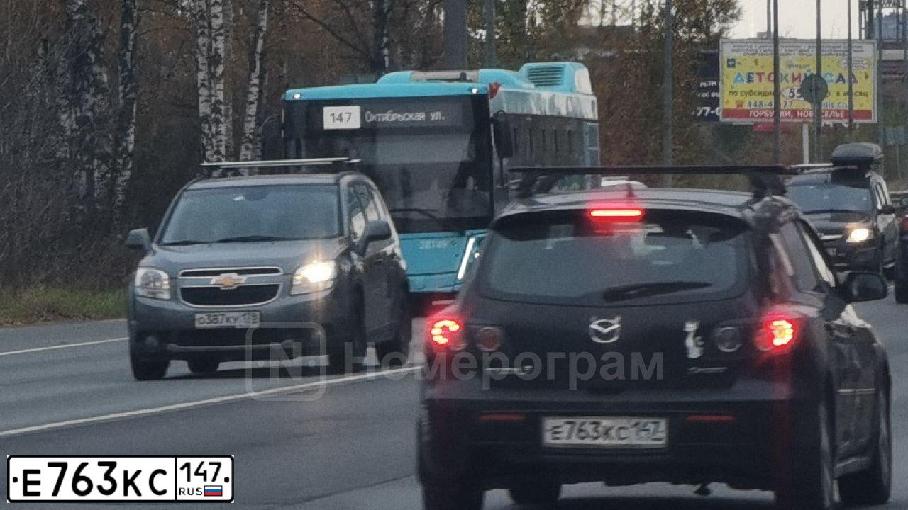Фото автомобиля MAZDA 3, 2007 — госномер С666НУ47. Цвет: ЧЕРНЫЙ