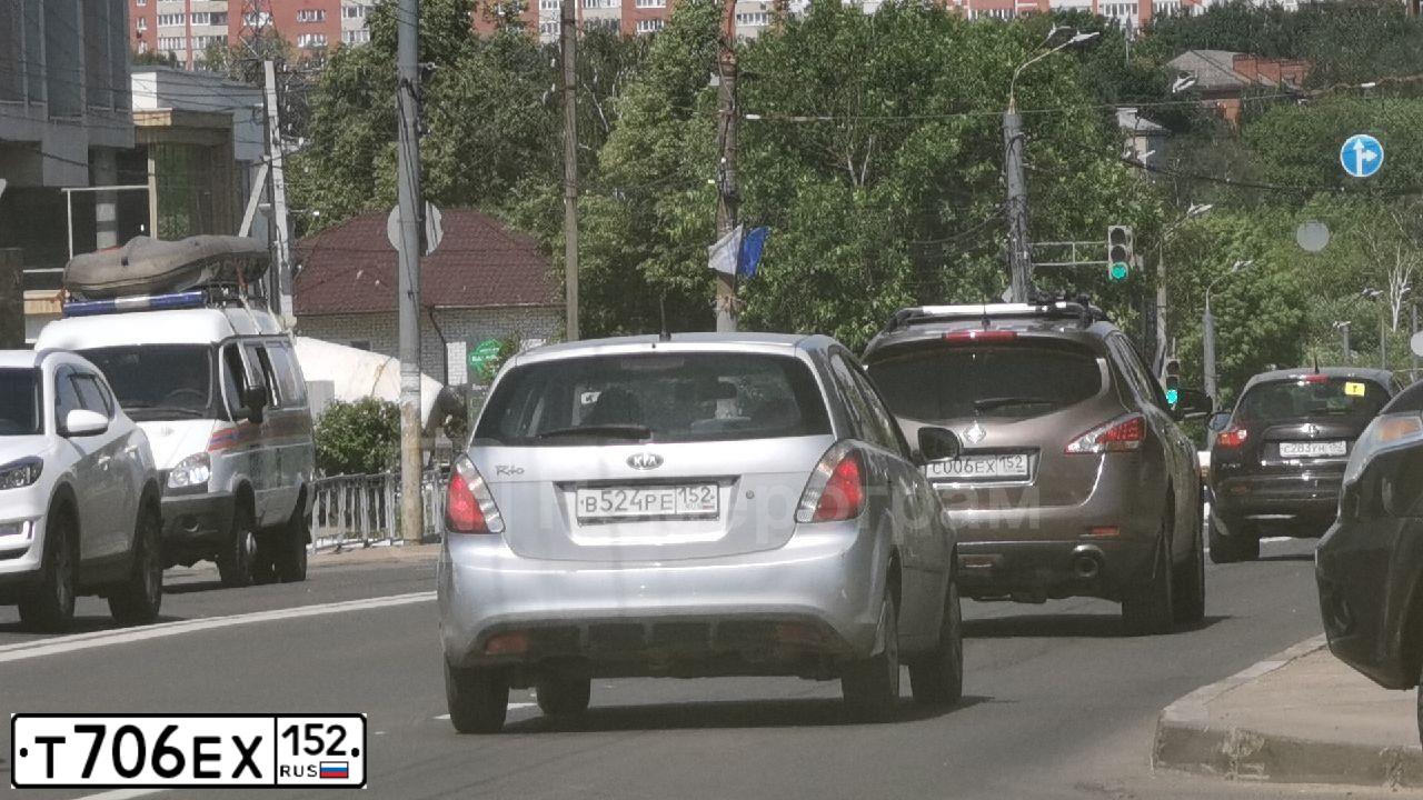 Фото автомобиля LADA VESTA, 2021 — госномер В044ХС37. Цвет: СЕРЫЙ