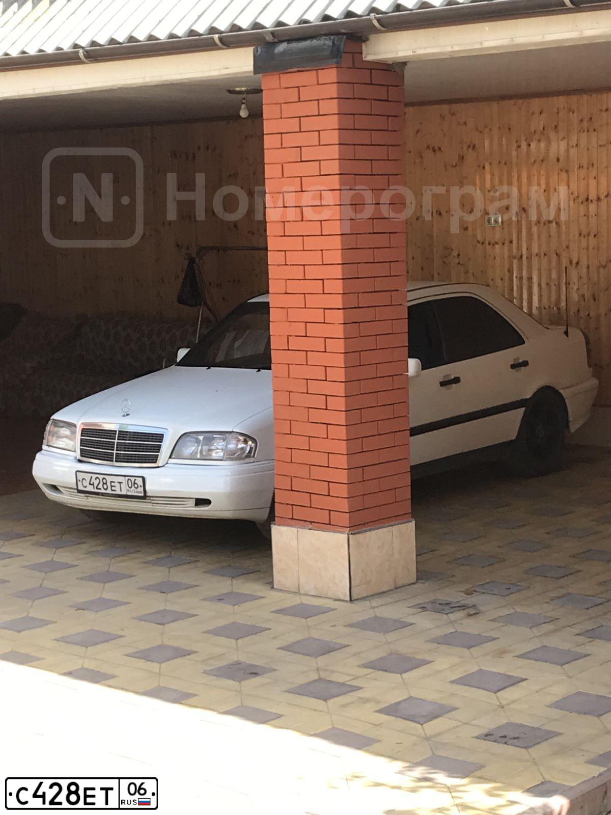 Фото автомобиля MERCEDES C-KLASSE, 1995 — госномер С428ЕТ06
