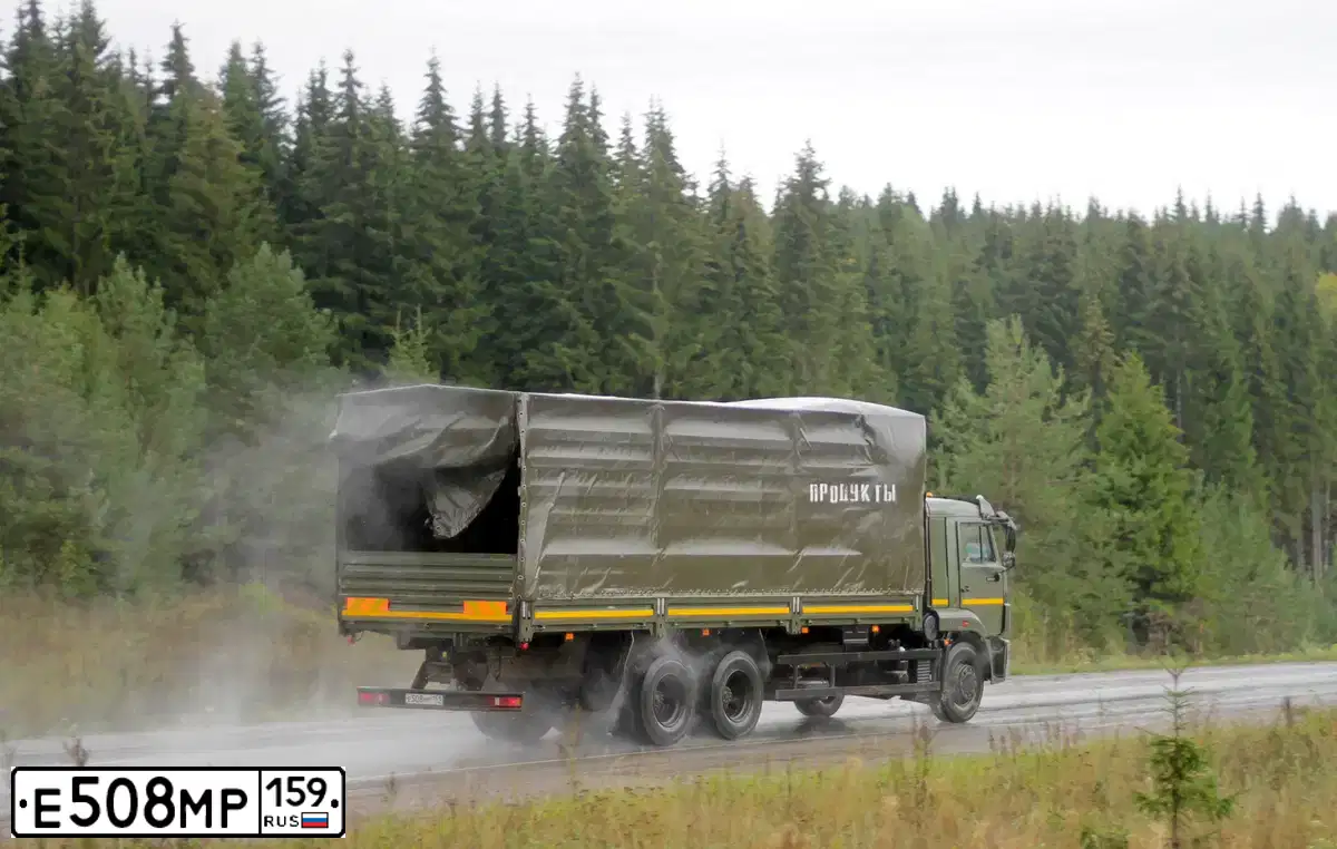 Фото автомобиля KAMAZ 65117 /6X4/, 2013 — госномер Е508МР159