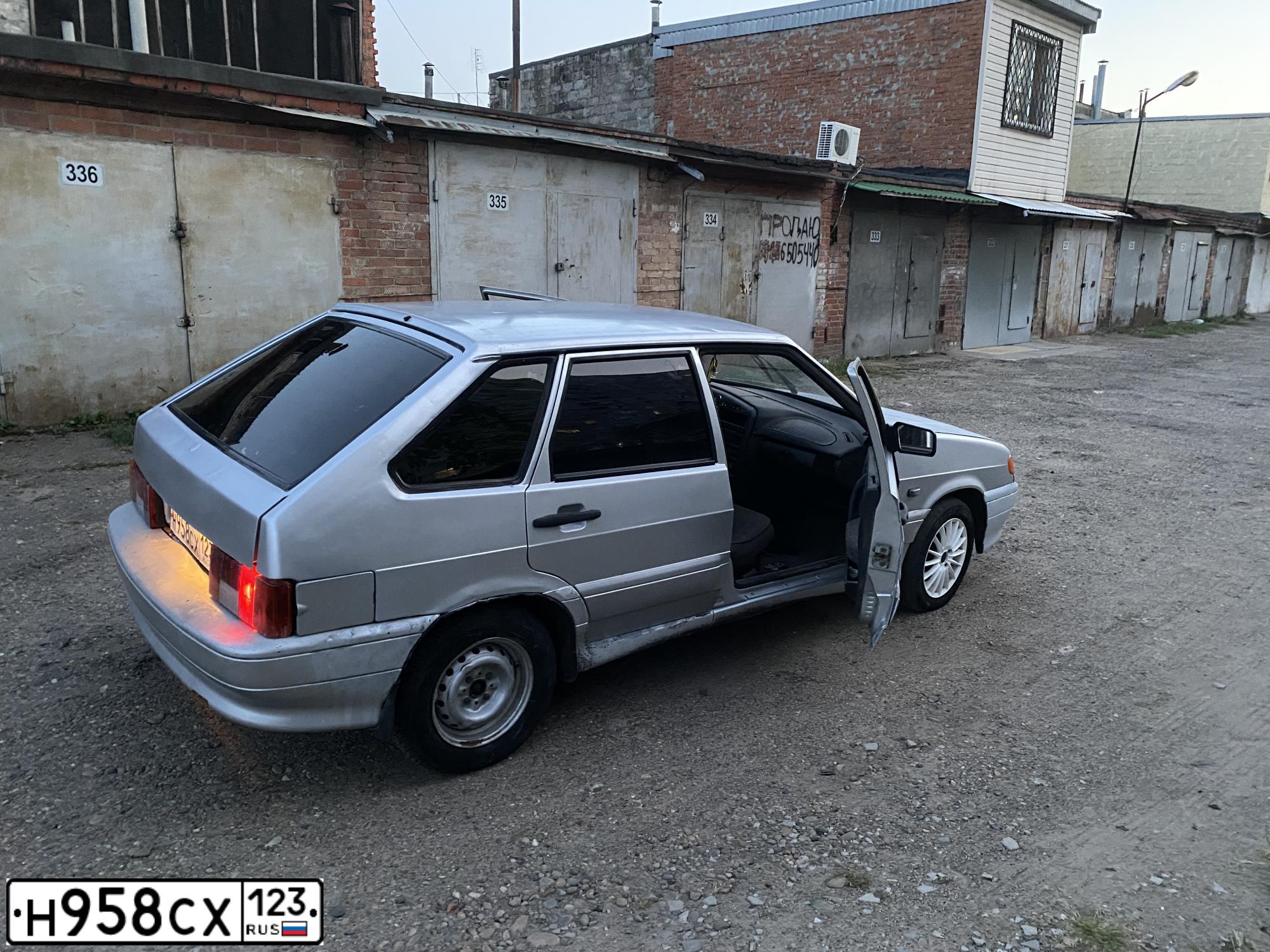 Фото автомобиля LADA 2114 SAMARA, 2004 — госномер Т003УМ16. Цвет: СВЕТЛО-СЕРЕБРИСТЫЙ  МЕТАЛЛИК