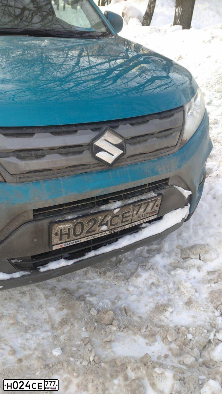 Фото автомобиля SUZUKI /GRAND/ VITARA, 2016 — госномер Н024СЕ777. Цвет: голубой