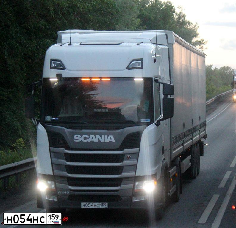 Фото автомобиля SCANIA R440, 2019 — госномер Р968КВ159. Цвет: Белый