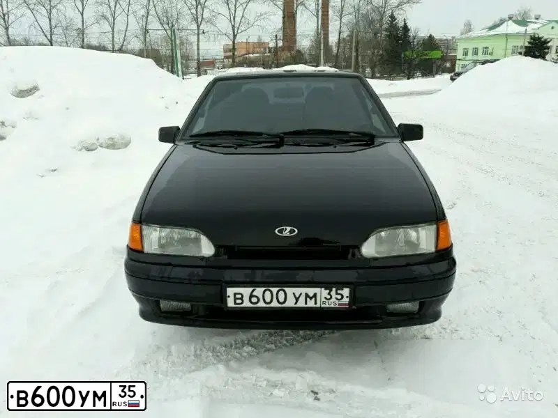 Фото автомобиля HYUNDAI GRAND STAREX, 2007 — госномер Н081РР38. Цвет: Белый
