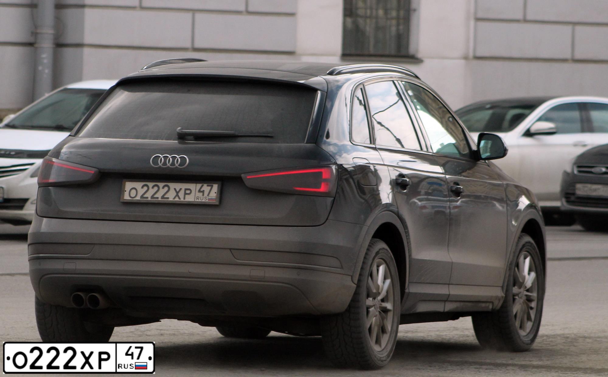 Фото автомобиля AUDI Q3, 2015 — госномер О222ХР47. Цвет: ЧЕРНЫЙ
