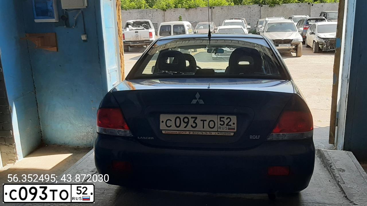 Фото автомобиля MITSUBISHI LANCER, 2006 — госномер С093ТО52. Цвет: СИНИЙ