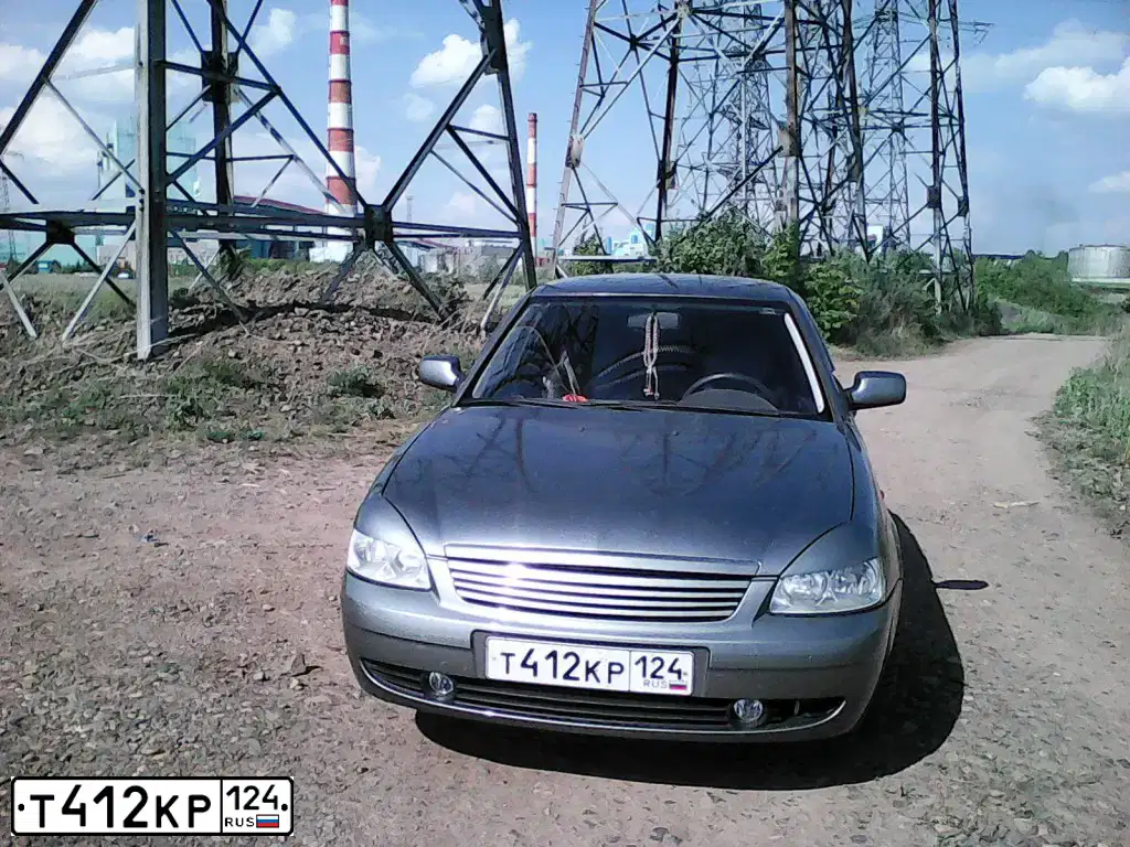 Фото автомобиля LADA 2170 PRIORA, 2007 — госномер С677ВК17. Цвет: Серый