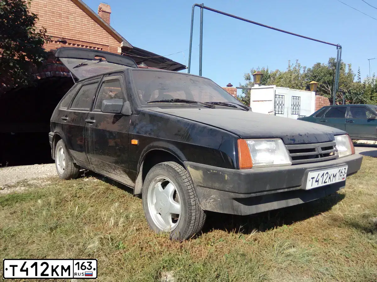 Фото автомобиля LADA 2109 SAMARA, 1994 — госномер Т412КМ163. Цвет: ТЕМНО-БЕЖЕВЫЙ