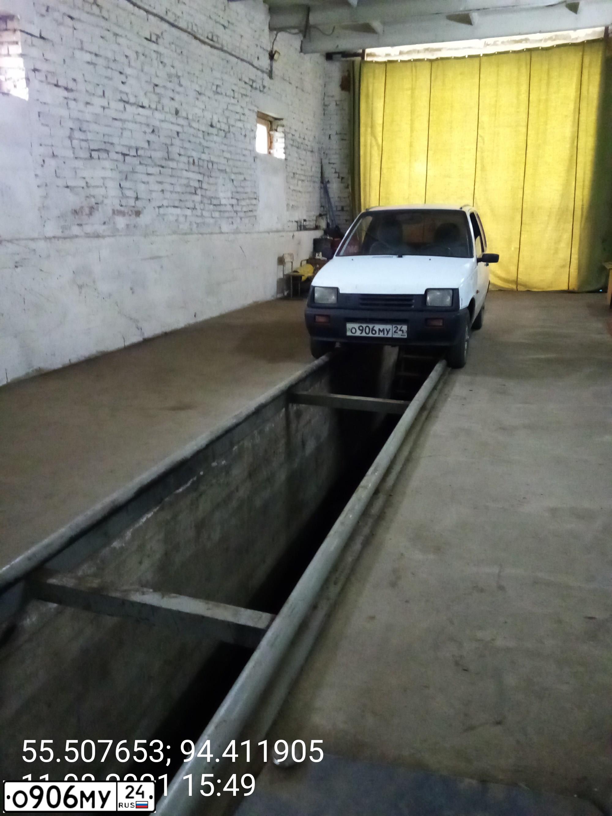 Фото автомобиля SEAZ OKA, 2002 — госномер О254РК124. Цвет: Белый