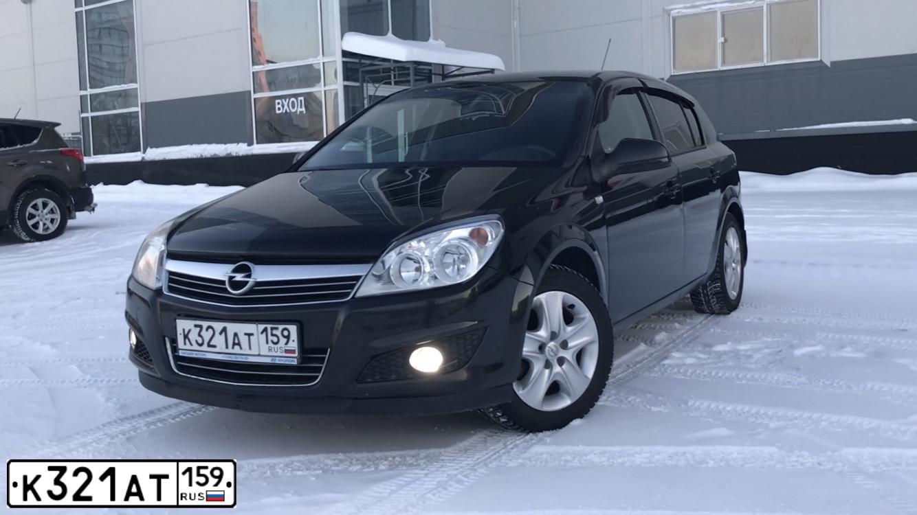 Фото автомобиля OPEL ASTRA, 2014 — госномер Н181ХЕ159. Цвет: ЧЕРНЫЙ