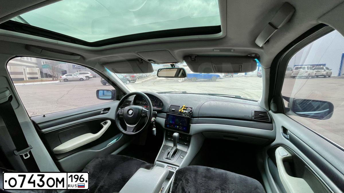 Фото автомобиля BMW 320, 1999 — госномер О743ОМ196. Цвет: СИНИЙ ТЕМНЫЙ