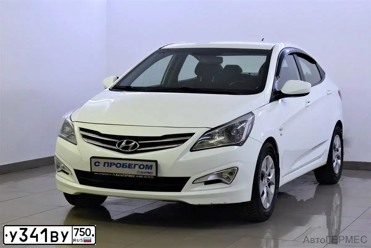Фото автомобиля HYUNDAI SOLARIS, 2014 — госномер Х938СН799. Цвет: Белый