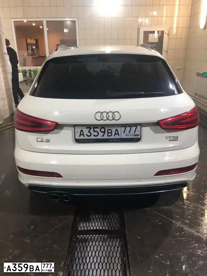 Фото автомобиля AUDI Q3, 2013 — госномер А359ВА777. Цвет: Белый