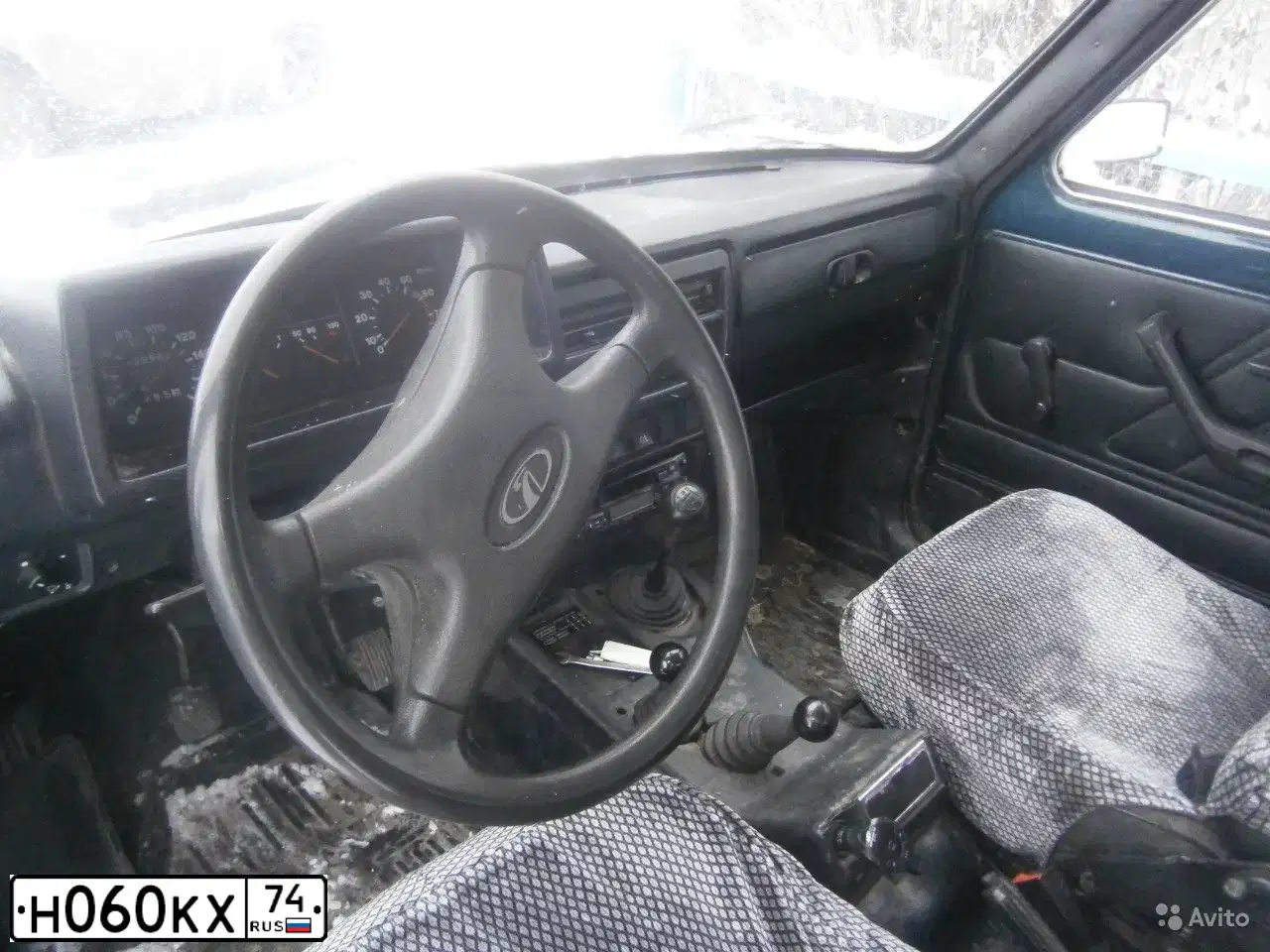 Фото автомобиля LADA NIVA, 2000 — госномер Е327РК702
