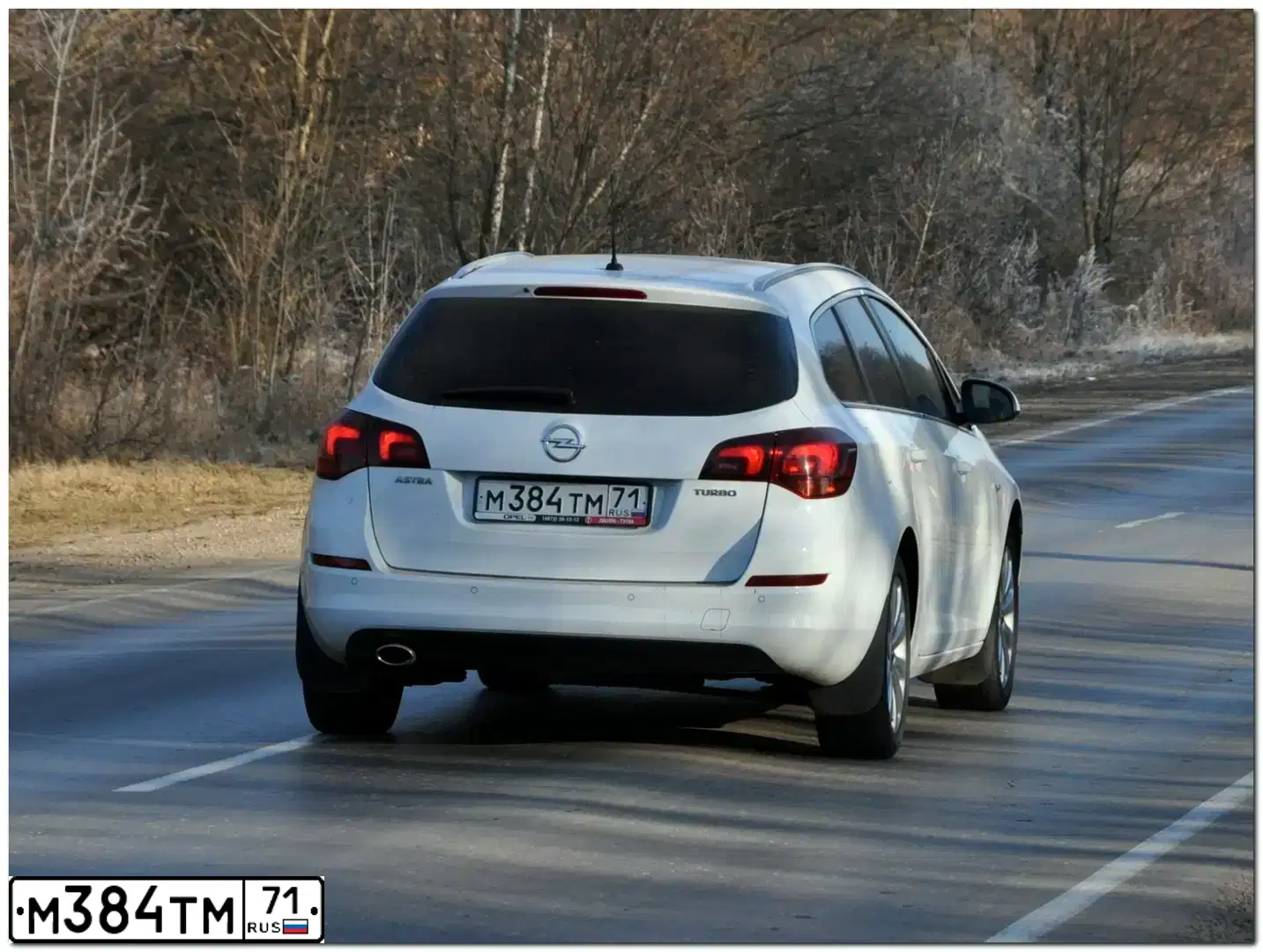 Фото автомобиля OPEL ASTRA, 2012 — госномер М384ТМ71. Цвет: БЕЛЫЙ