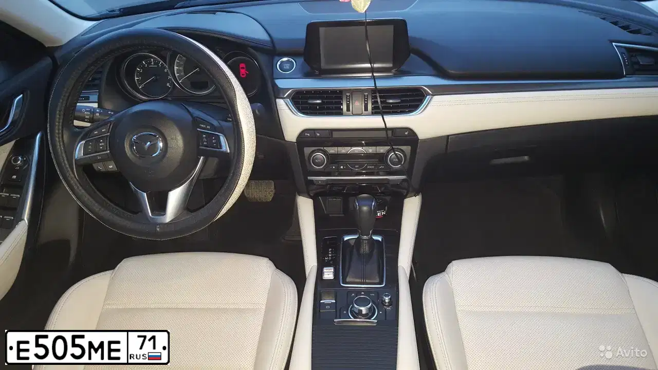 Фото автомобиля OPEL ASTRA, 2013 — госномер Е784АТ777. Цвет: ЖЁЛТЫЙ