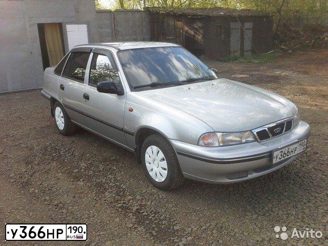 Фото автомобиля DAEWOO NEXIA, 2004 — госномер У366НР190. Цвет: СЕРЫЙ СВЕТЛЫЙ