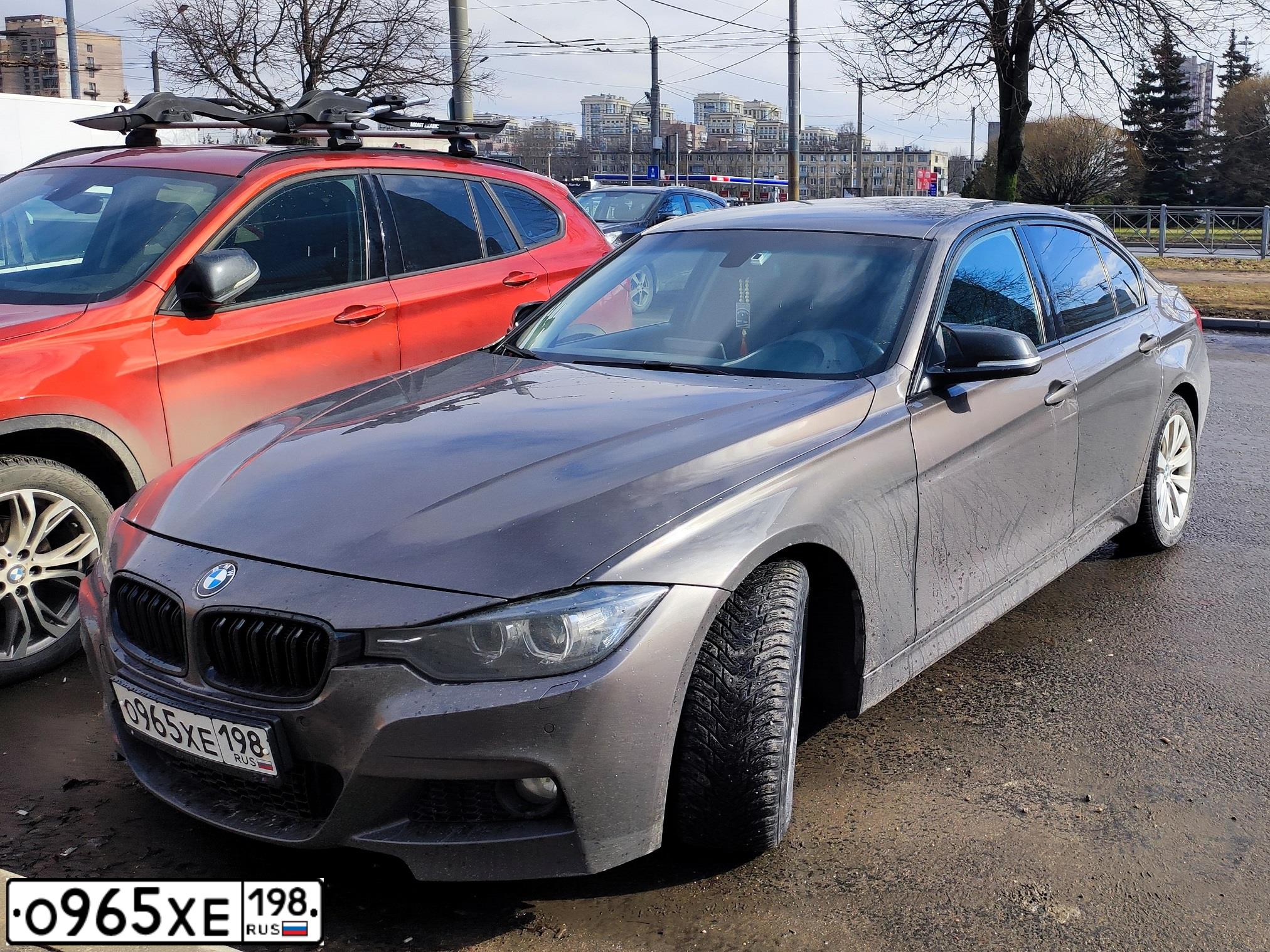 Фото автомобиля BMW 328I, 2012 — госномер С129УС43. Цвет: Коричневый