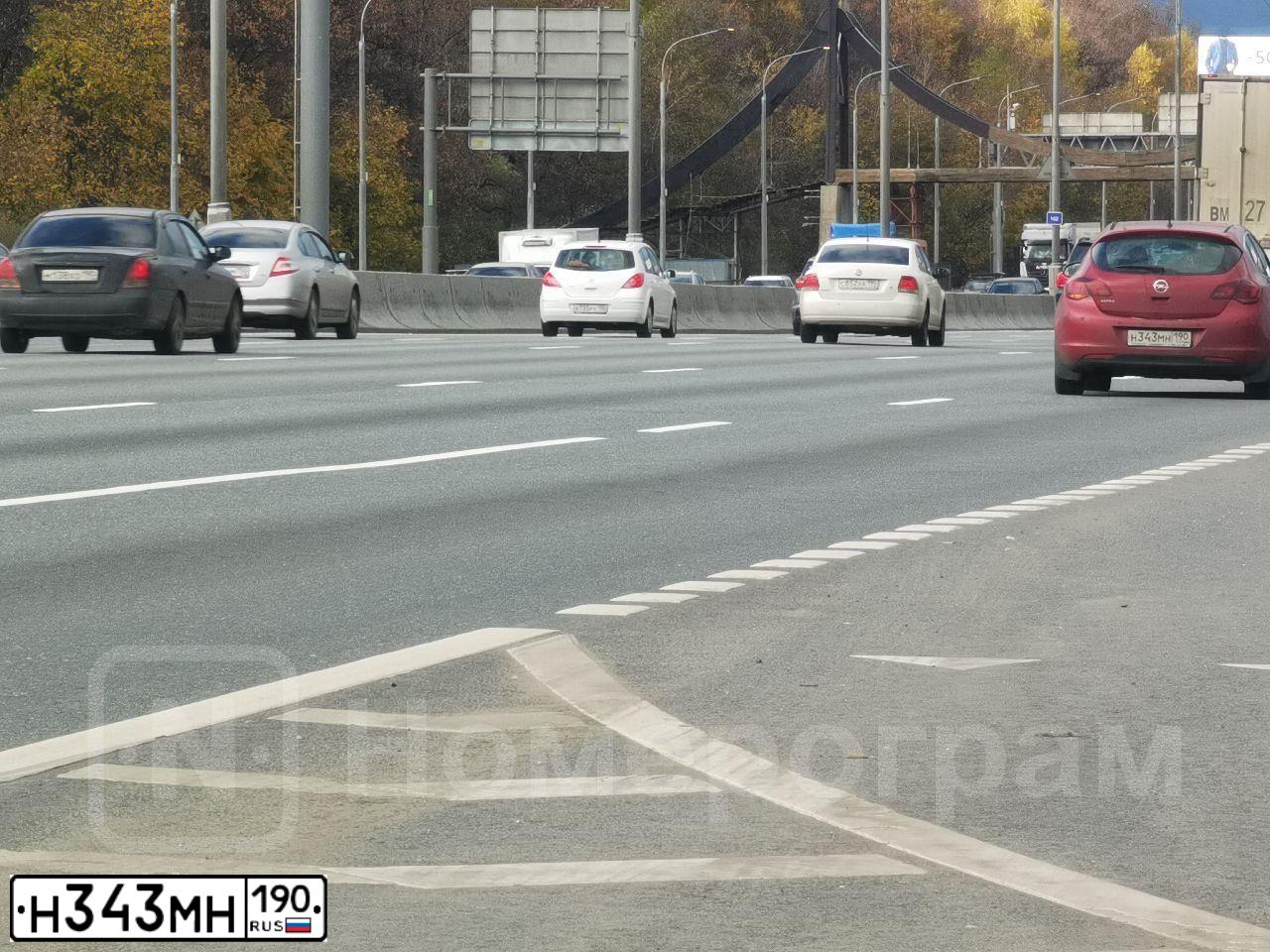 Фото автомобиля OPEL ASTRA, 2010 — госномер М327ЕХ180. Цвет: КРАСНЫЙ