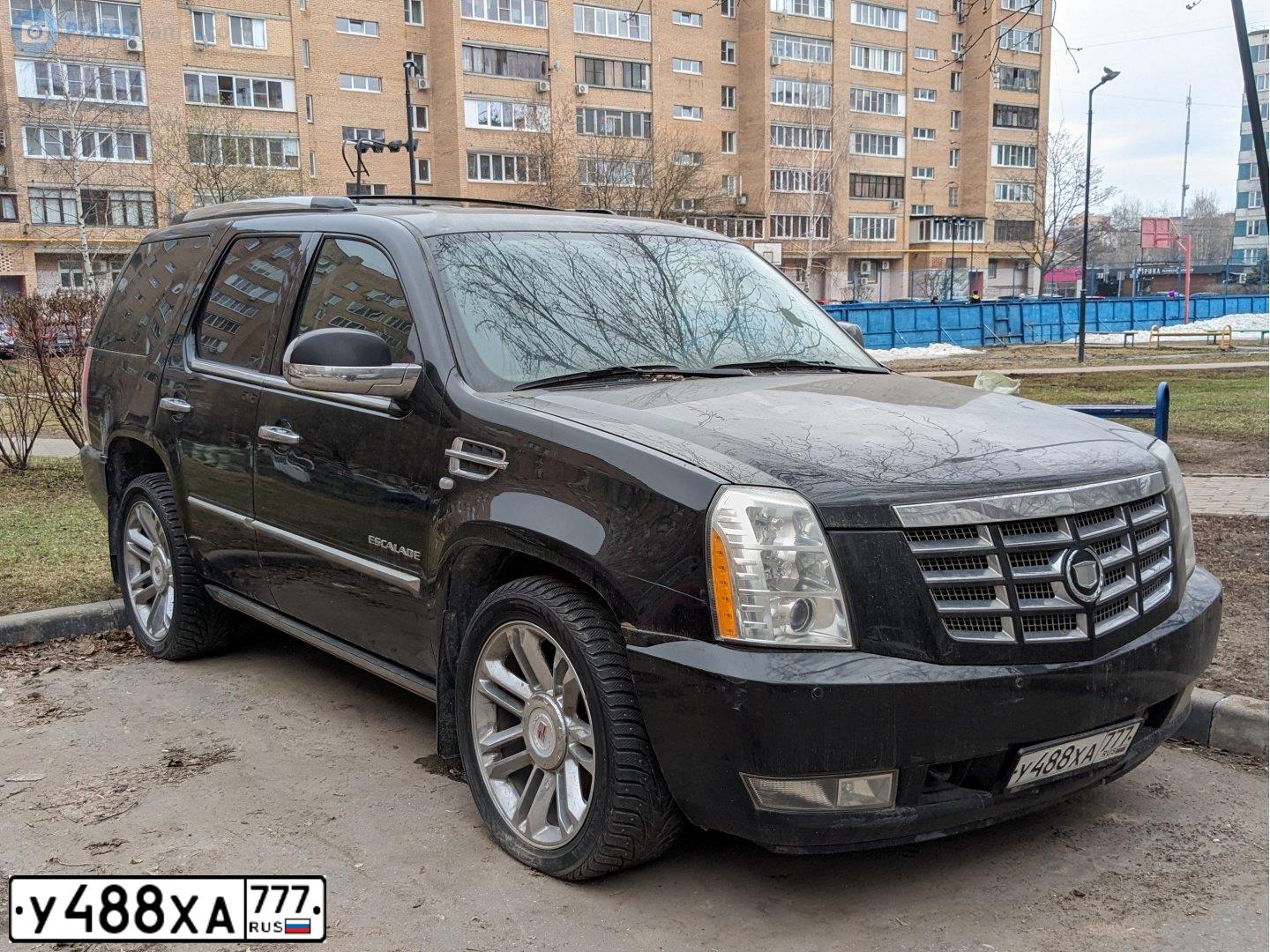 Фото автомобиля CADILLAC ESCALADE, 2010 — госномер А003ВО197