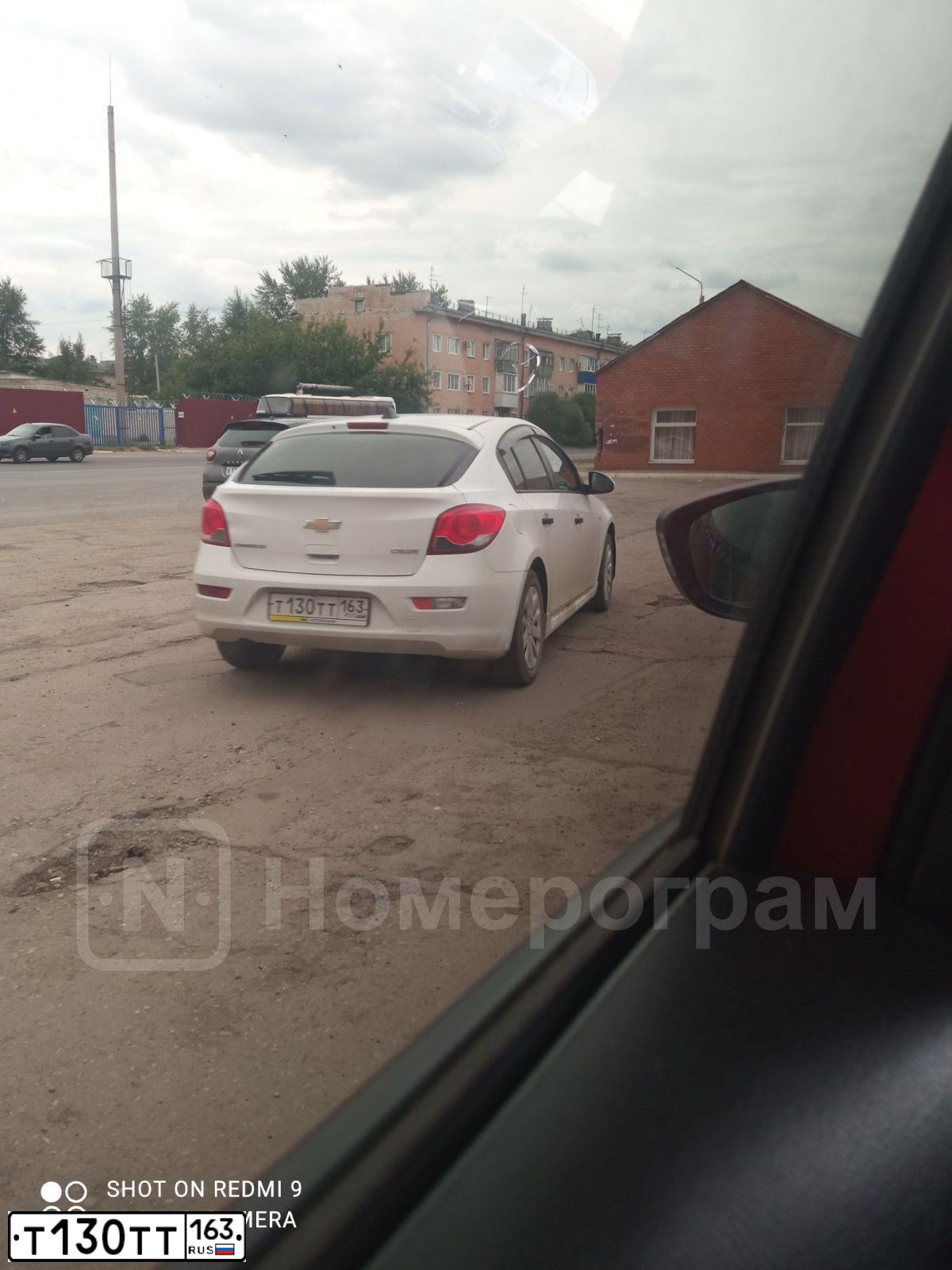 Фото автомобиля CHEVROLET CRUZE, 2013 — госномер Т130ТТ163. Цвет: Белый