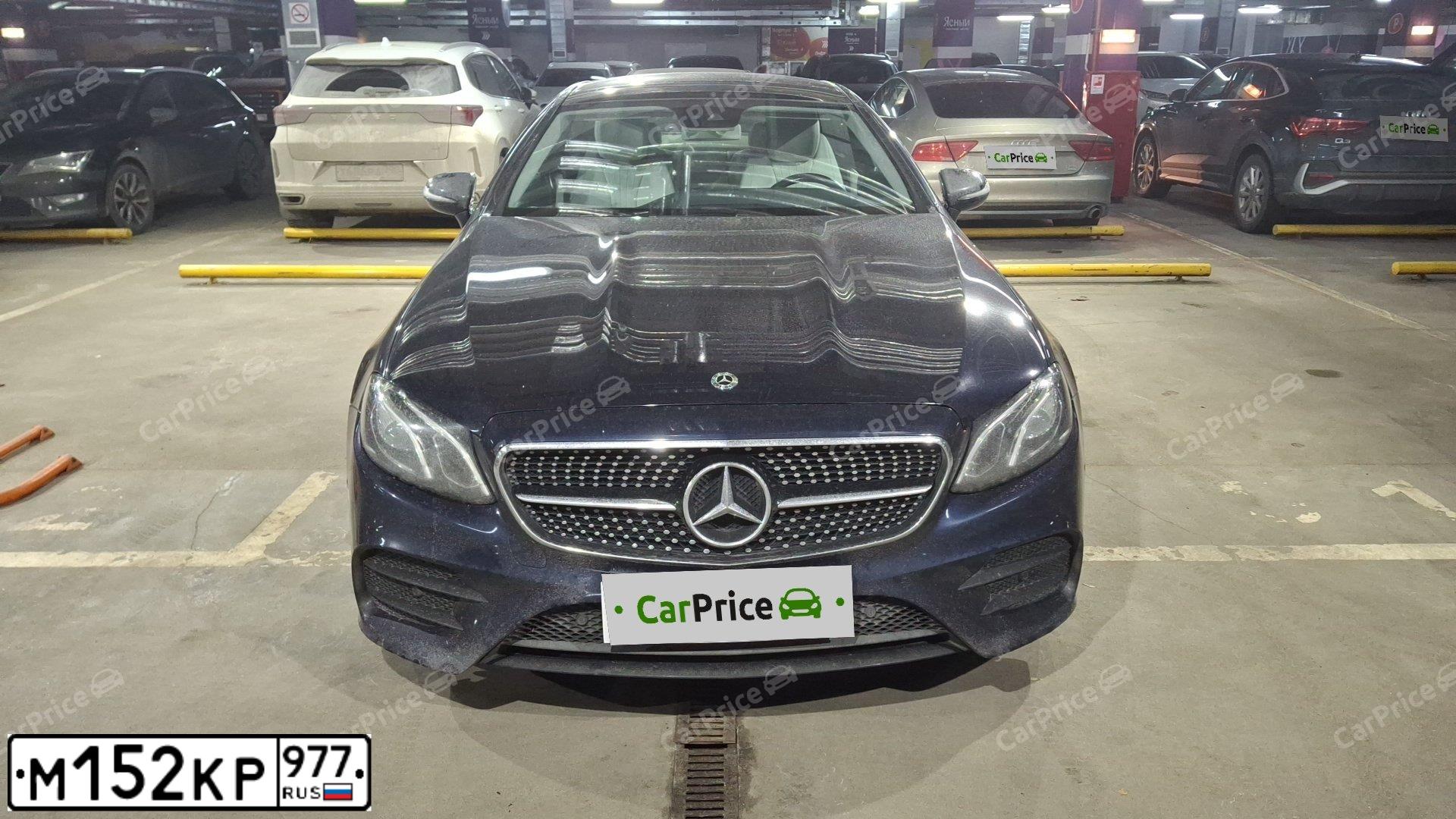 Фото автомобиля MERCEDES E-KLASSE, 2018 — госномер М152КР977. Цвет: синий