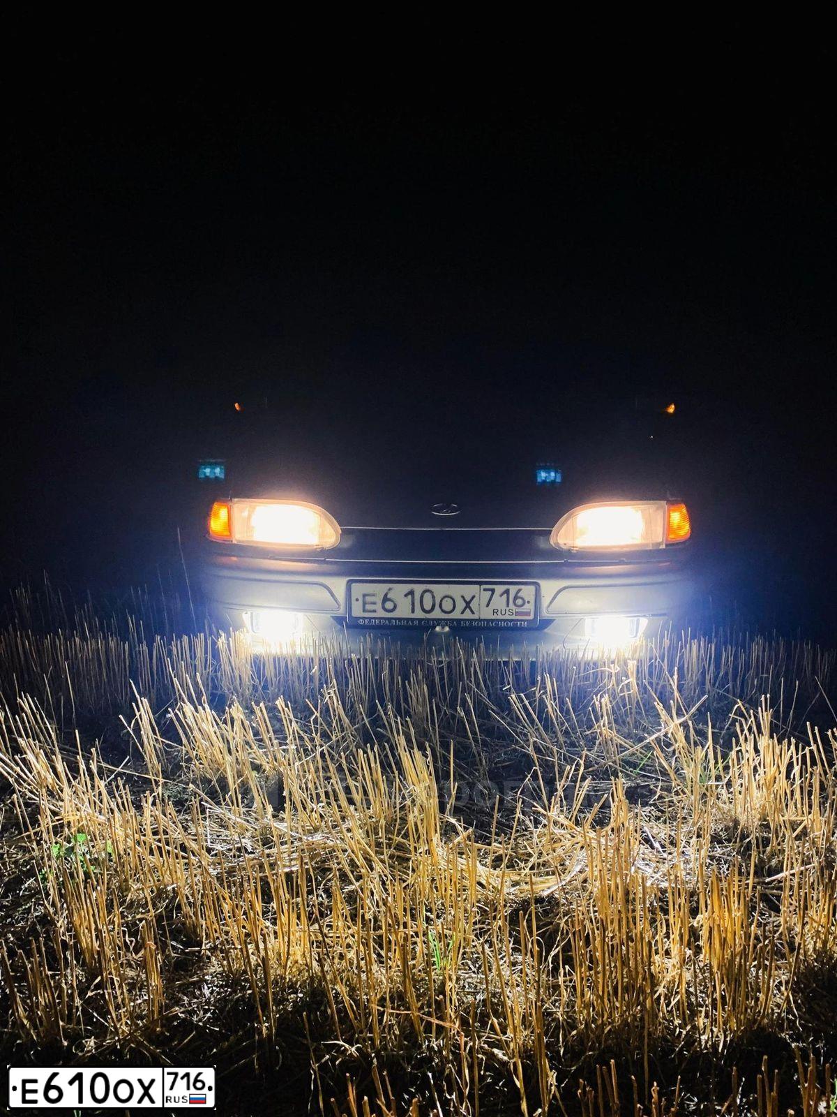 Фото автомобиля LADA 2114 SAMARA, 2009 — госномер Е610ОХ716. Цвет: СВЕТЛО-СЕРЕБРИСТЫЙ МЕТАЛЛ