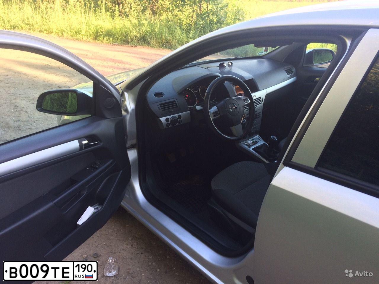 Фото автомобиля RENAULT MEGANE, 2005 — госномер Х415КУ750. Цвет: ЧЕРНЫЙ